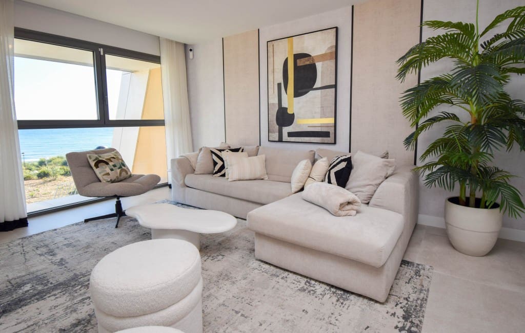 3 sovrum Semi-fristående Villa till salu i Mijas Costa med pool garage - 1 295 000 € (Ref: 9471112)