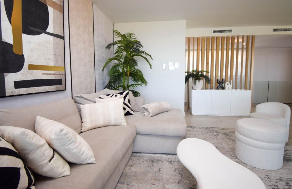 3 sovrum Semi-fristående Villa till salu i Mijas Costa med pool garage - 1 295 000 € (Ref: 9471112)