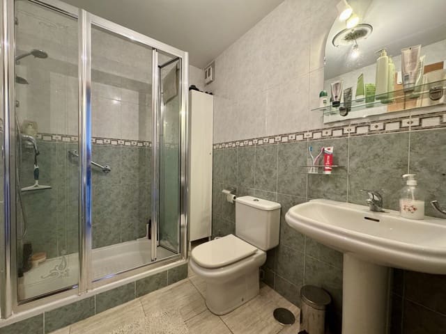 1 soveværelse Lejlighed til salg i Torrequebrada, Benalmádena med swimmingpool garage - € 275.000 (Ref: 9610788)