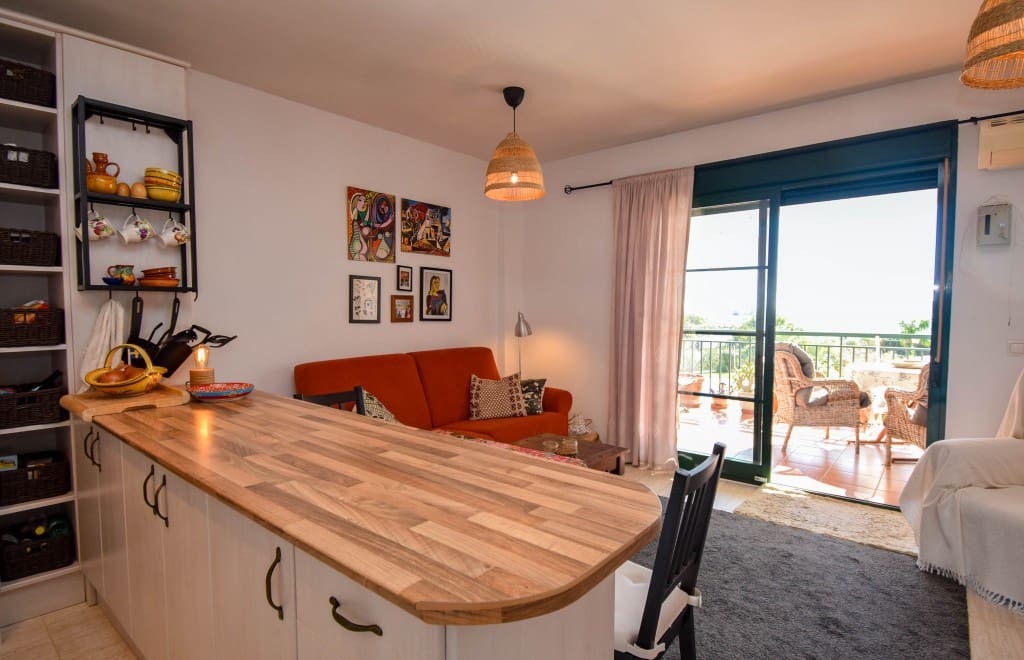 1 bedroom Apartment for sale in Torrequebrada with pool garage - € 275,000 (Ref: 9610788)