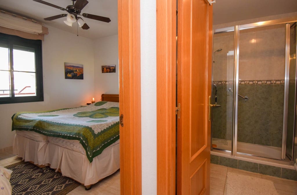 1 bedroom Apartment for sale in Torrequebrada with pool garage - € 275,000 (Ref: 9610788)