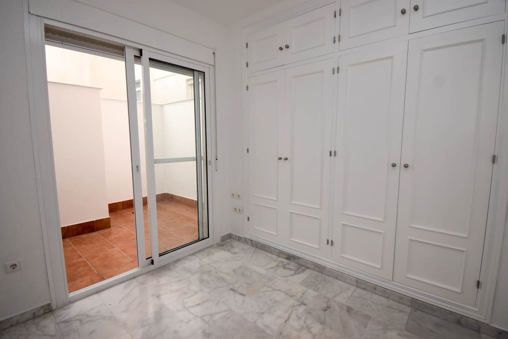 1 bedroom Apartment for sale in Mijas Costa - € 216,850 (Ref: 9627158)