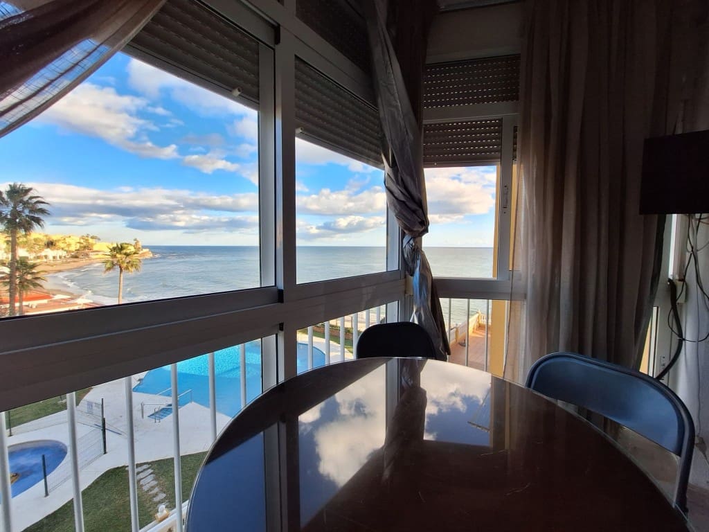 1 bedroom Studio for sale in Calahonda with pool - € 190,000 (Ref: 9735276)