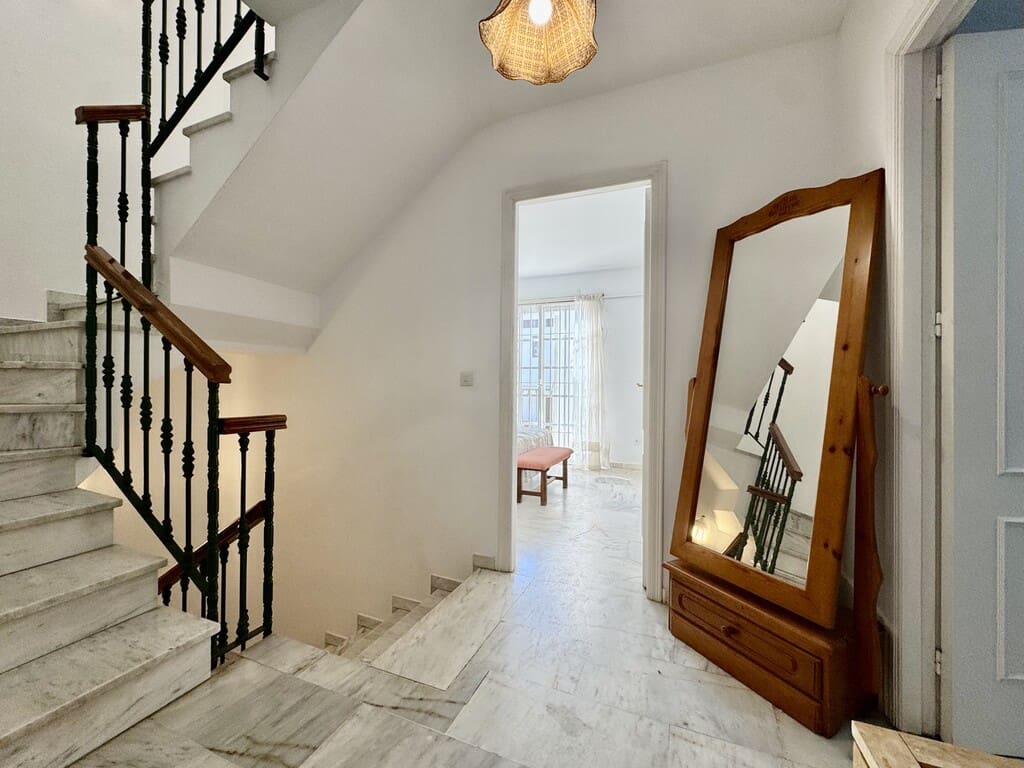 Pareado de 5 habitaciones en Fuengirola en venta con piscina - 490.000 € (Ref: 9738044)