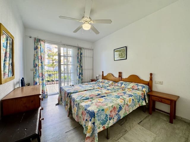 Pareado de 5 habitaciones en Fuengirola en venta con piscina - 490.000 € (Ref: 9738044)