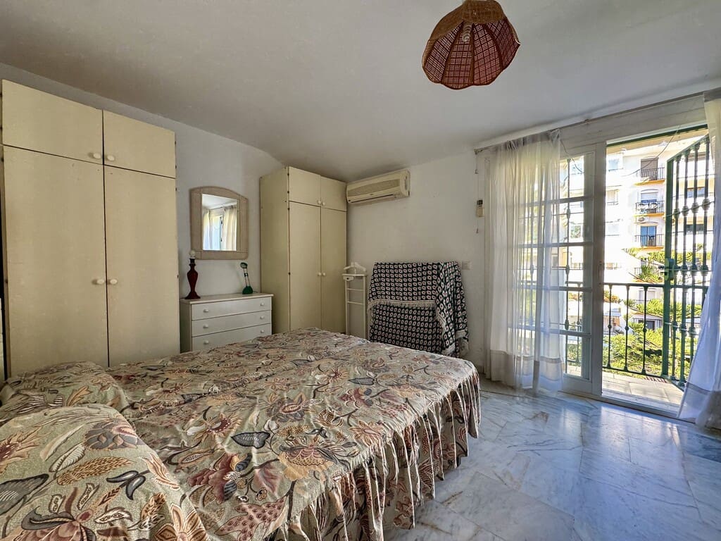 Pareado de 5 habitaciones en Fuengirola en venta con piscina - 490.000 € (Ref: 9738044)