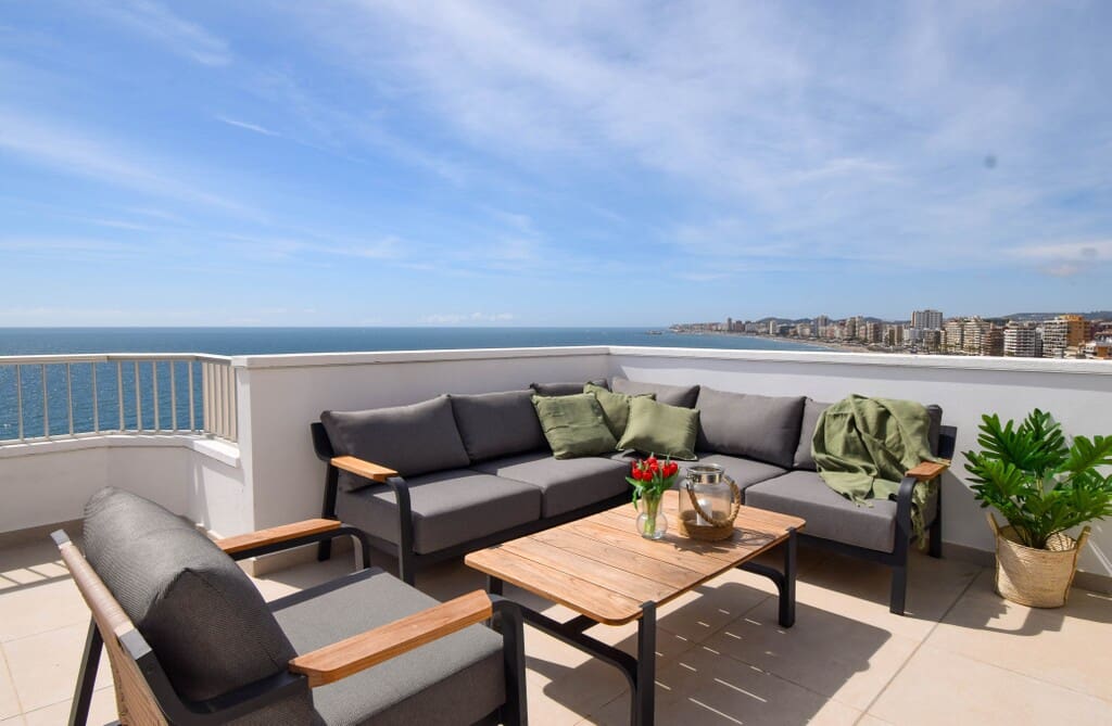 3 soveværelse Penthouse til salg i Fuengirola med swimmingpool garage - € 1.197.000 (Ref: 9755418)