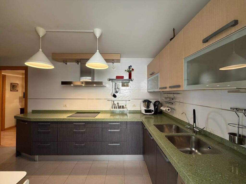 4 bedroom Penthouse for sale in Torremolinos with pool garage - € 599,000 (Ref: 9755419)