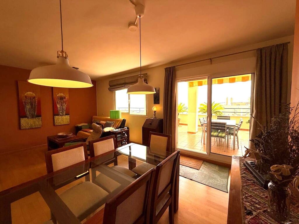 4 bedroom Penthouse for sale in Torremolinos with pool garage - € 599,000 (Ref: 9755419)