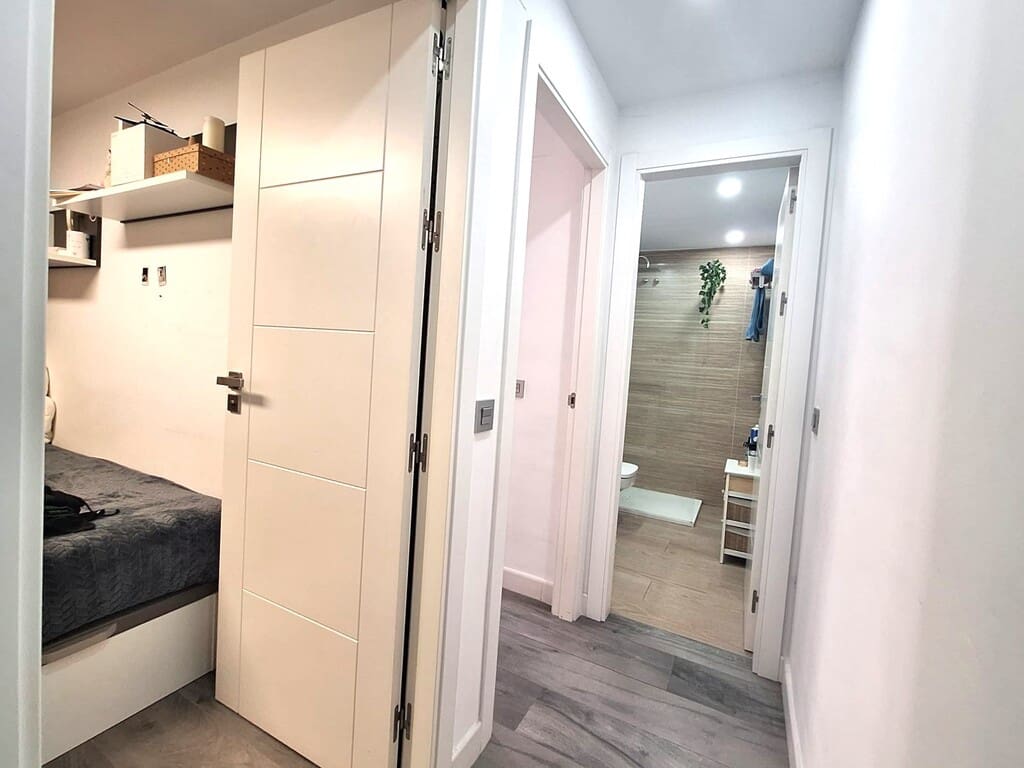 3 soveværelse Lejlighed til salg i Mijas Costa med garage - € 269.000 (Ref: 9770343)