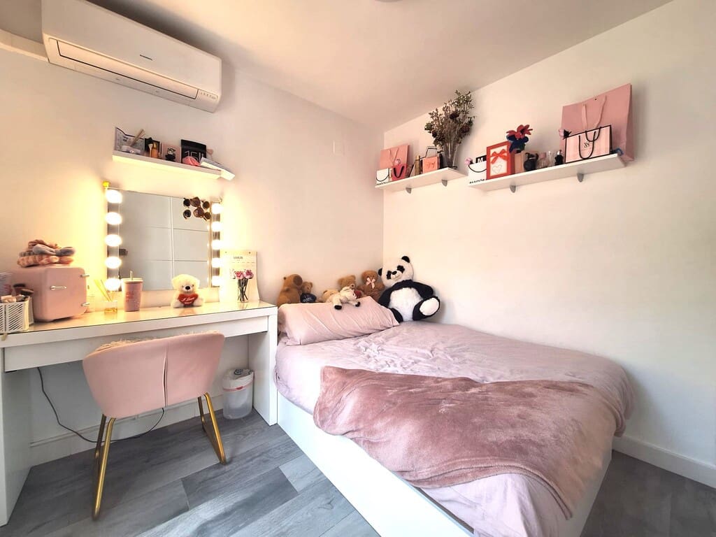 3 soveværelse Lejlighed til salg i Mijas Costa med garage - € 269.000 (Ref: 9770343)