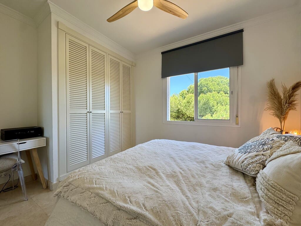 3 bedroom Villa for sale in Riviera del Sol with pool garage - € 1,280,000 (Ref: 9777757)