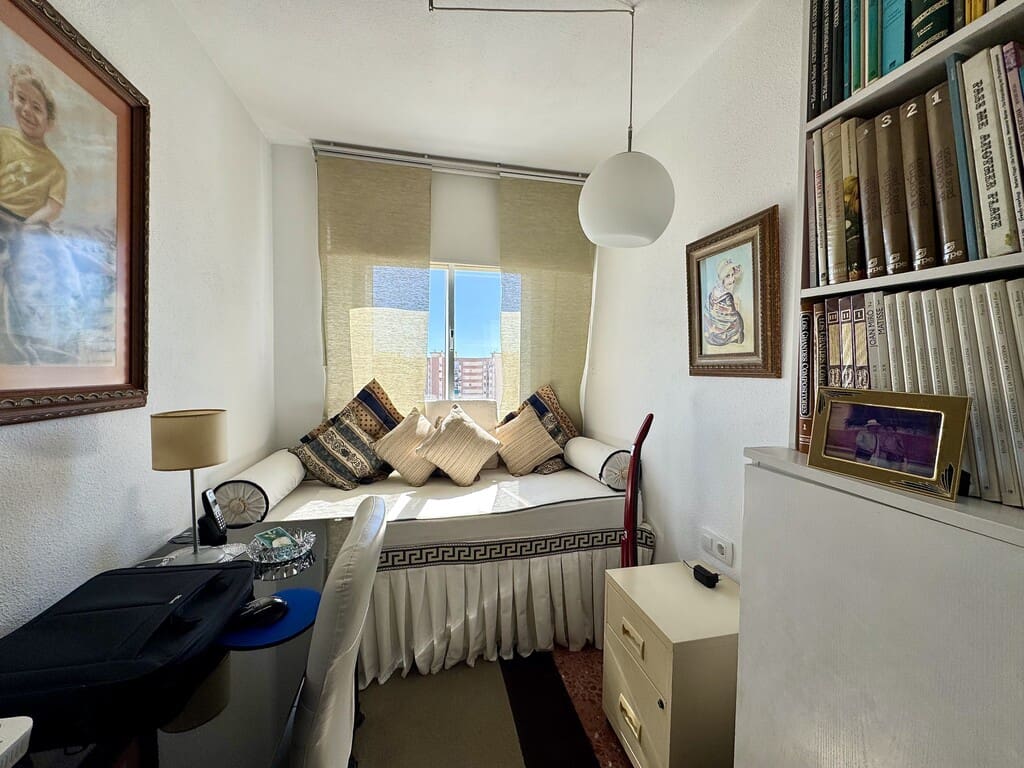 4 sypialnia Apartament na sprzedaż w Fuengirola - 369 000 € (Ref: 9788196)