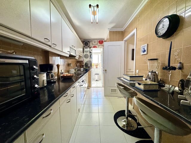 4 sypialnia Apartament na sprzedaż w Fuengirola - 369 000 € (Ref: 9788196)