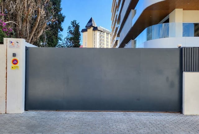 Garaż do wynajęcia w Fuengirola - 170 € (Ref: 9822346)