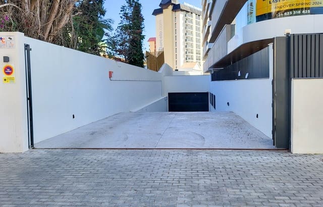 Garaż do wynajęcia w Fuengirola - 170 € (Ref: 9822346)