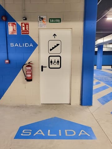 Garaż do wynajęcia w Fuengirola - 170 € (Ref: 9822346)