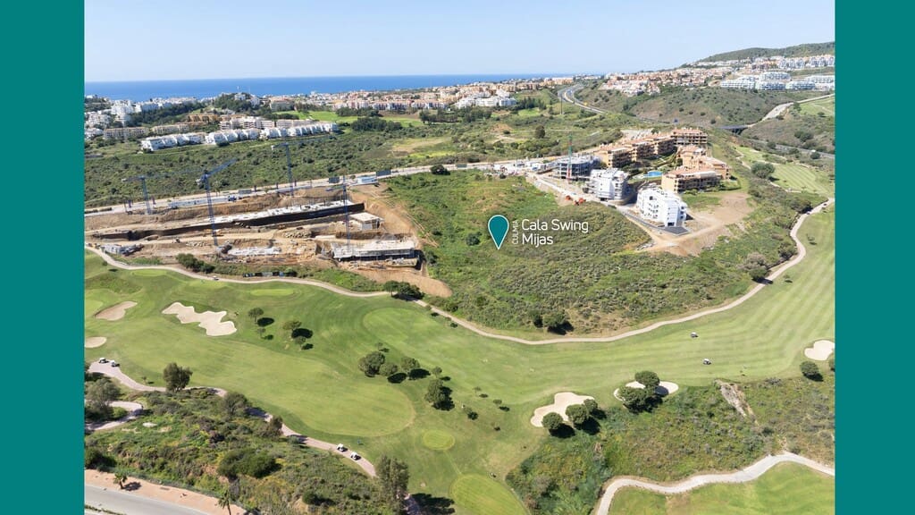 Apartamento de 2 habitaciones en La Cala de Mijas en venta con piscina garaje - 349.000 € (Ref: 9891822)