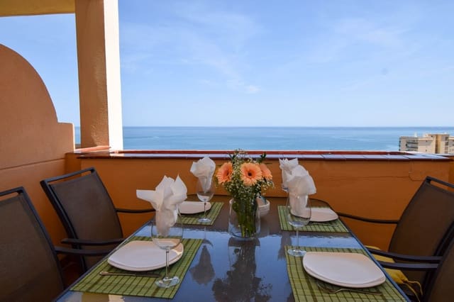 2 soverom Leilighet til salgs i Carvajal, Fuengirola med svømmebasseng - € 575 000 (Ref: 9912676)