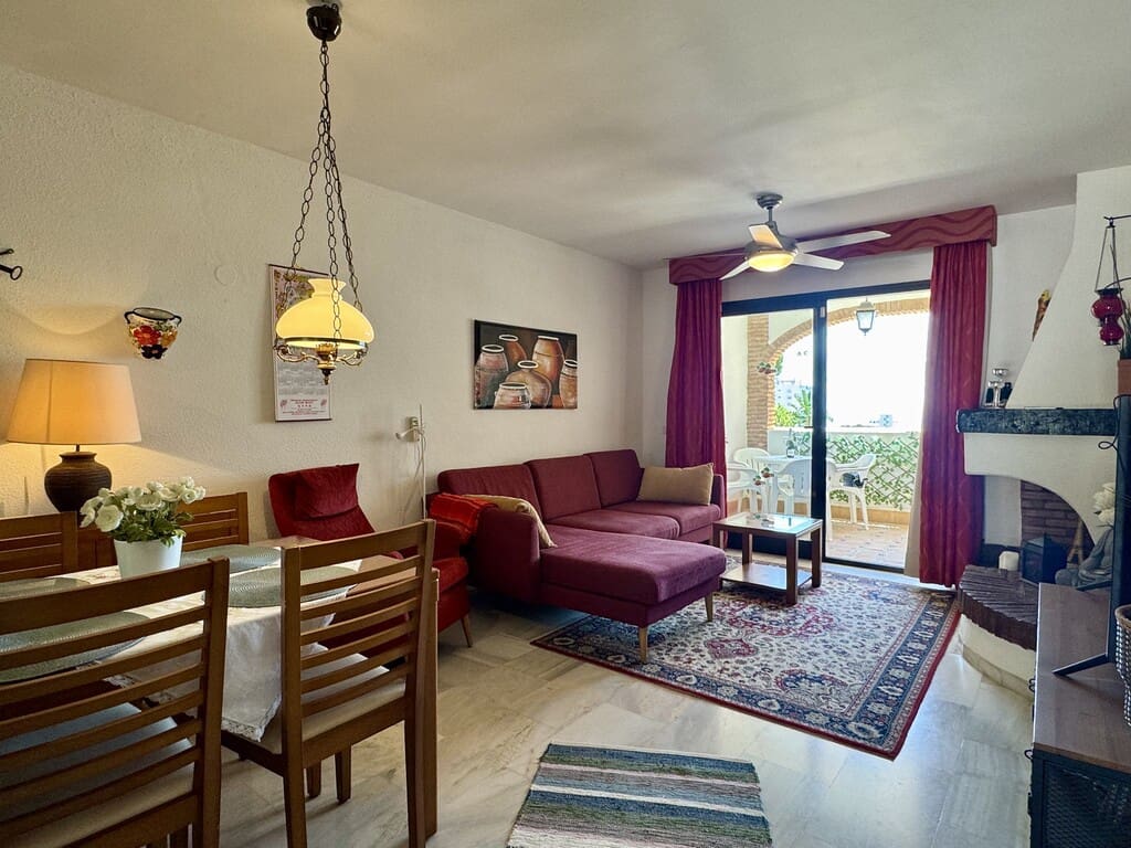 2 sypialnia Apartament na sprzedaż w Calahonda z basenem garażem - 325 000 € (Ref: 9939495)