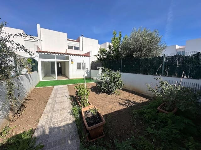 3 quarto Casa em Banda para venda em Cala d'en Bou, San Jose / Sant Josep de Sa Talaia com piscina garagem - 650 000 € (Ref: 10181657)