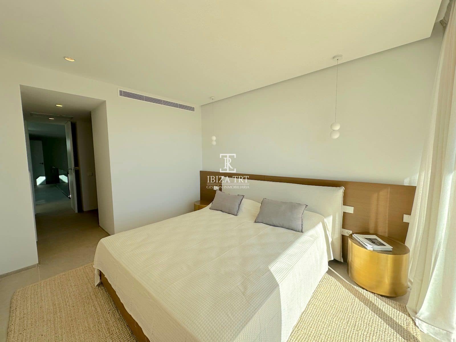 4 soverom Villa til salgs i Santa Eulalia / Santa Eularia med svømmebasseng garasje - € 2 350 000 (Ref: 6239802)