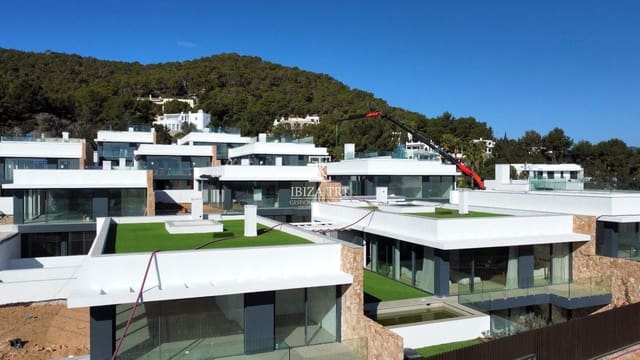 4 camera da letto Villa in vendita in Santa Eulalia / Santa Eularia con piscina garage - 2.350.000 € (Rif: 6239802)