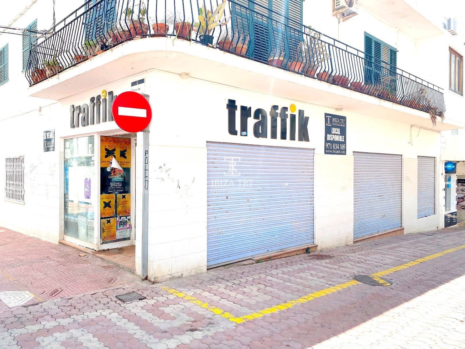 Kaupallinen myytävänä paikassa Sant Antoni de Portmany - 480 000 € (Ref: 6295404)