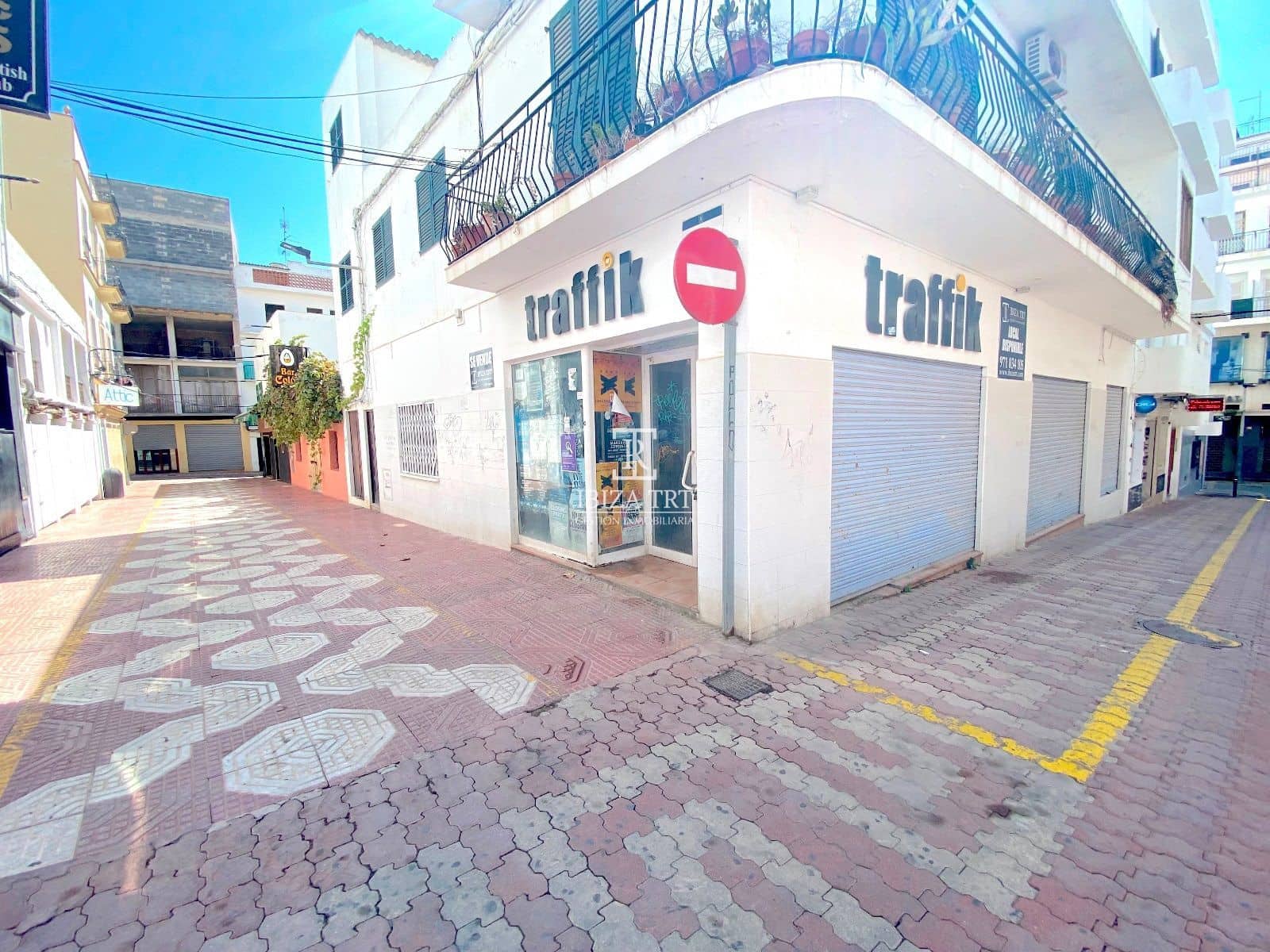 Kaupallinen myytävänä paikassa Sant Antoni de Portmany - 480 000 € (Ref: 6295404)