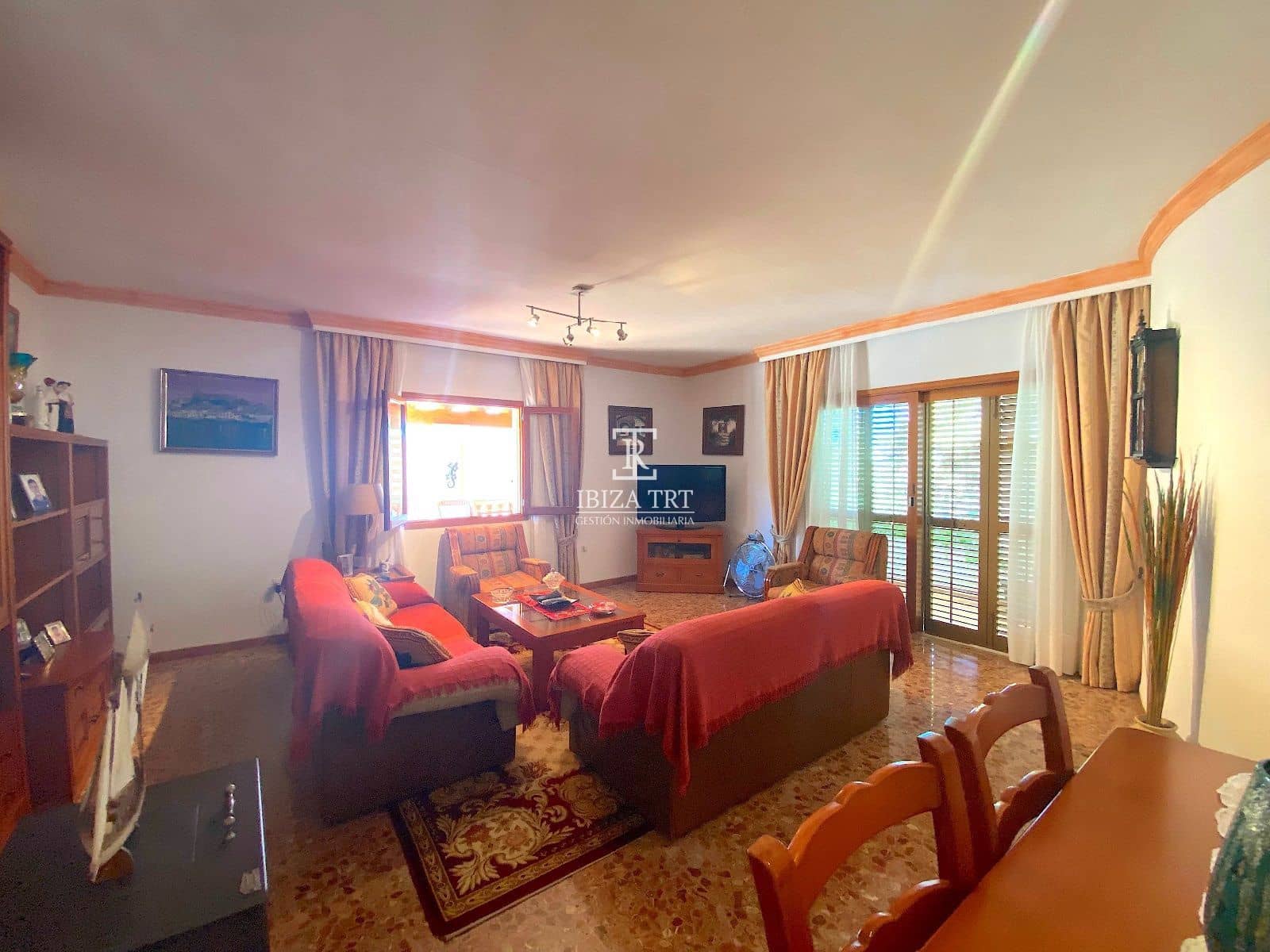 4 soveværelse Villa til salg i Sant Antoni de Portmany med garage - € 1.560.000 (Ref: 7071458)