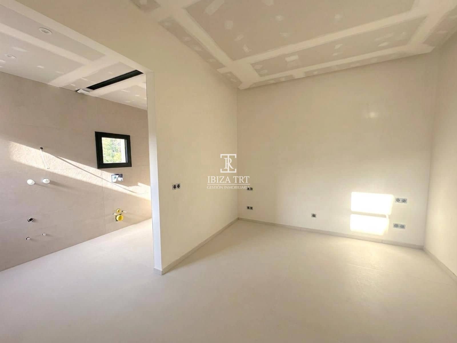 3 quarto Casa em Banda para venda em Sant Joan de Labritja com piscina garagem - 1 150 000 € (Ref: 8387516)