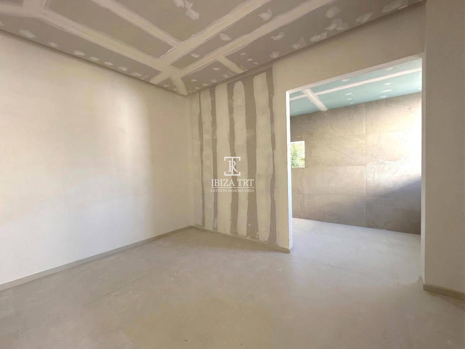 3 quarto Casa em Banda para venda em Sant Joan de Labritja com piscina garagem - 1 150 000 € (Ref: 8387516)