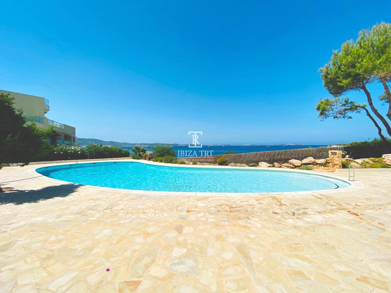 2 soveværelse Penthouse til salg i Cala Gracio med swimmingpool garage - € 820.000 (Ref: 8633770)