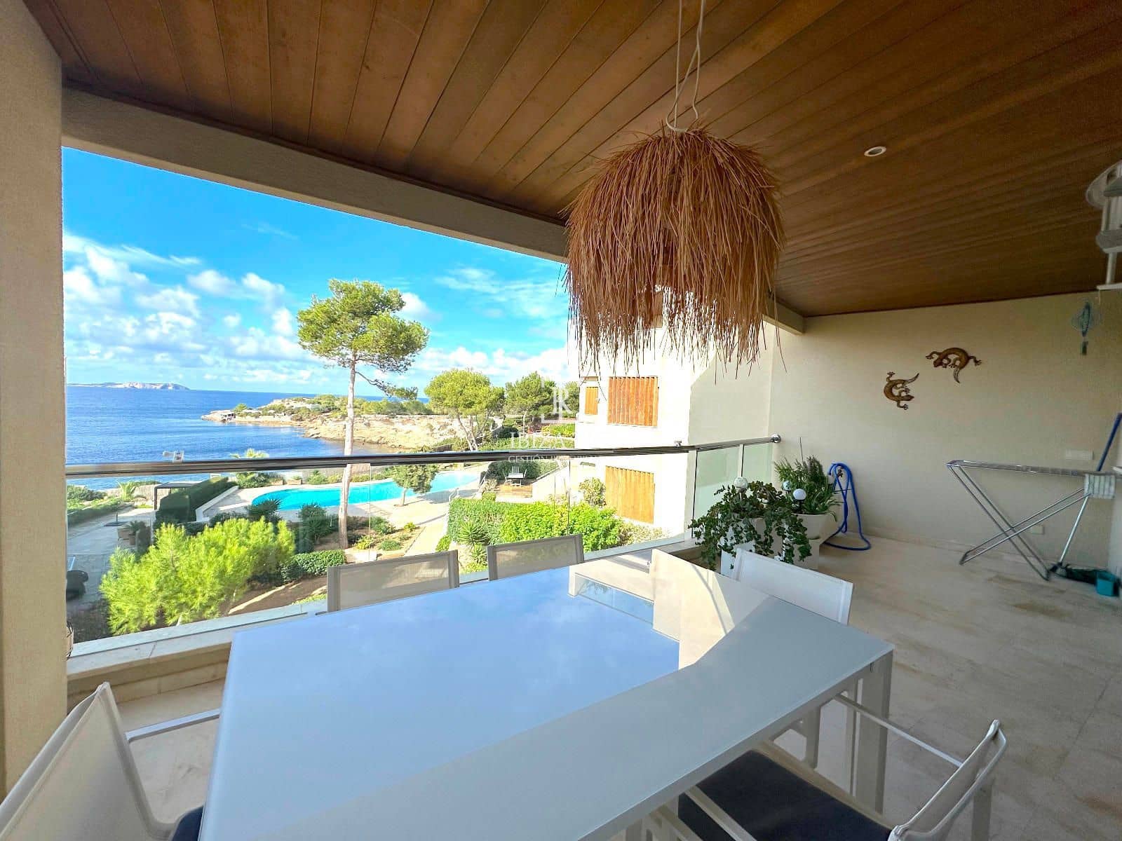 2 soveværelse Penthouse til salg i Cala Gracio med swimmingpool garage - € 820.000 (Ref: 8633770)