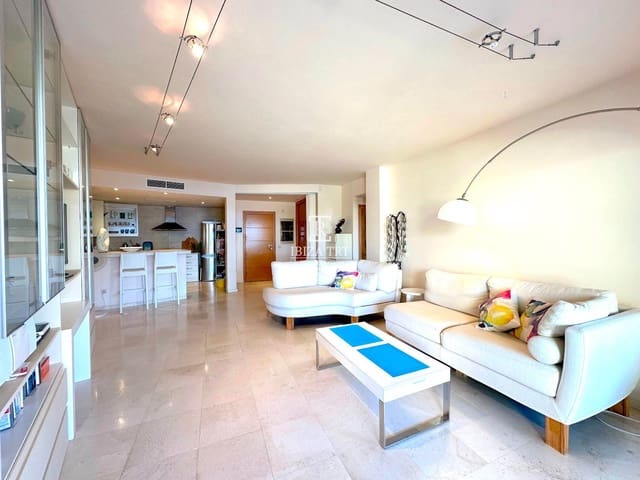 2 soveværelse Penthouse til salg i Cala Gracio, Sant Antoni de Portmany med swimmingpool garage - € 820.000 (Ref: 8633770)