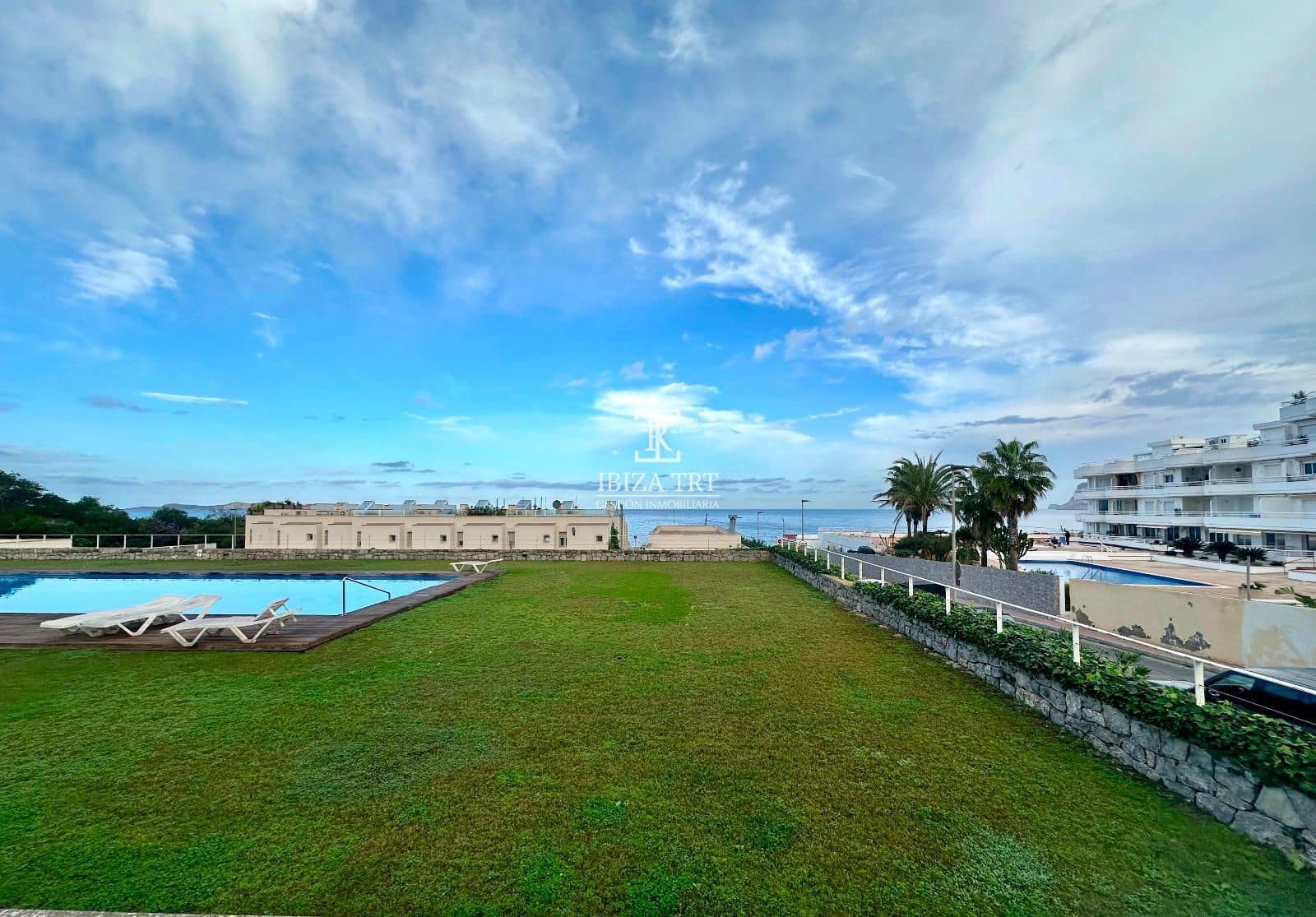 2 quarto Apartamento para venda em Port des Torrent com piscina garagem - 880 000 € (Ref: 8676801)