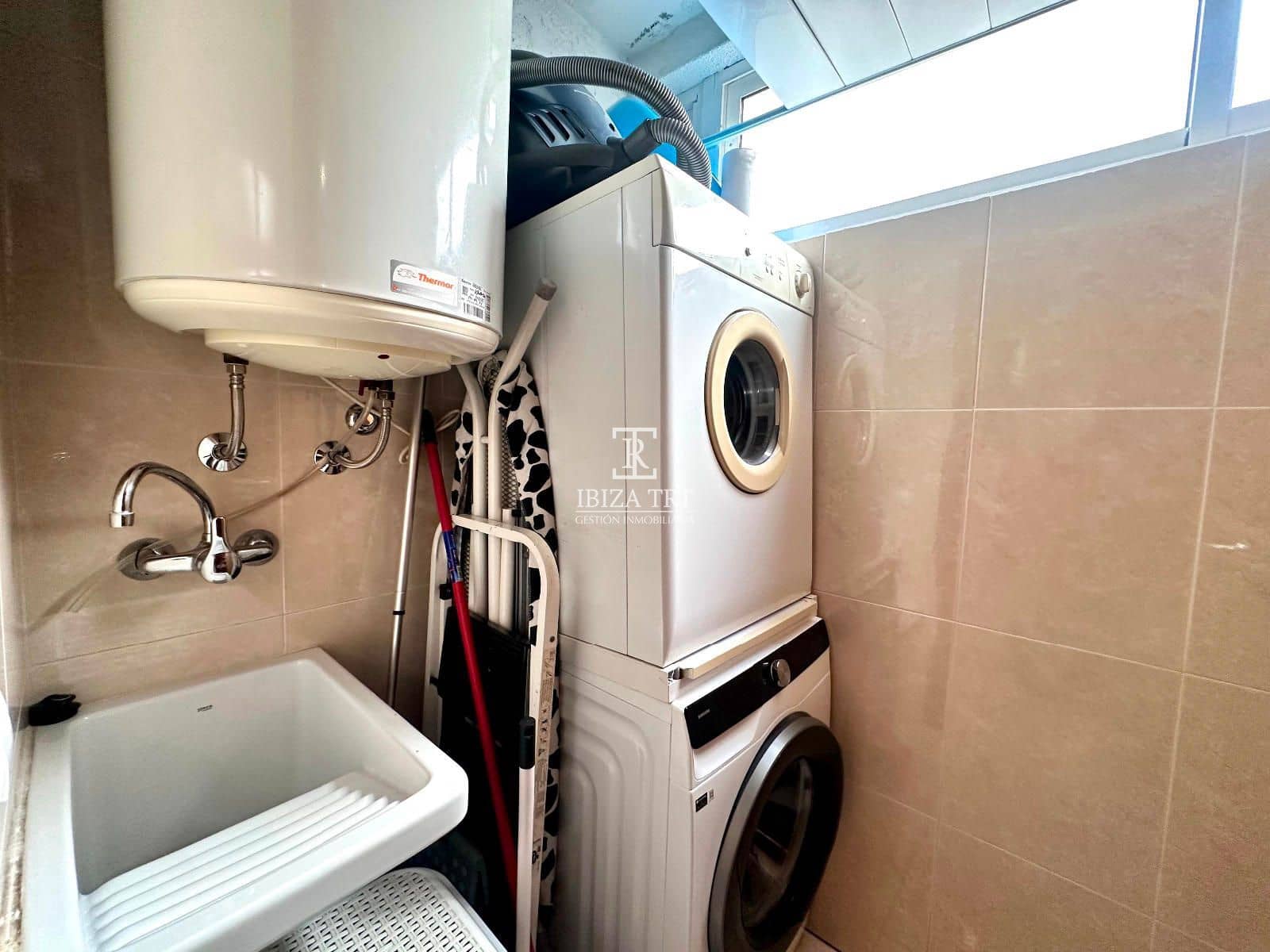 3 chambre Appartement à vendre à Ibiza ville avec garage - 690 000 € (Ref: 8996303)