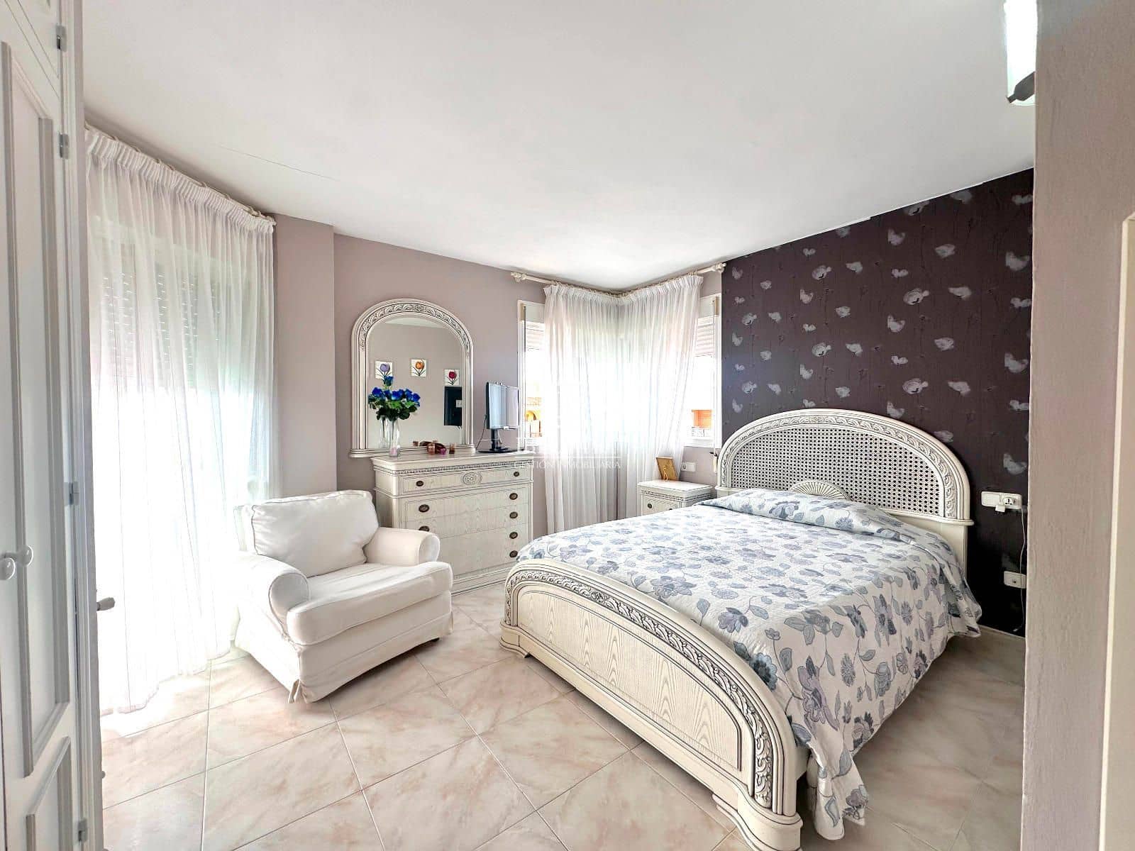 3 slaapkamer Penthouse te koop in Sant Antoni de Portmany - € 595.000 (Ref: 9301402)