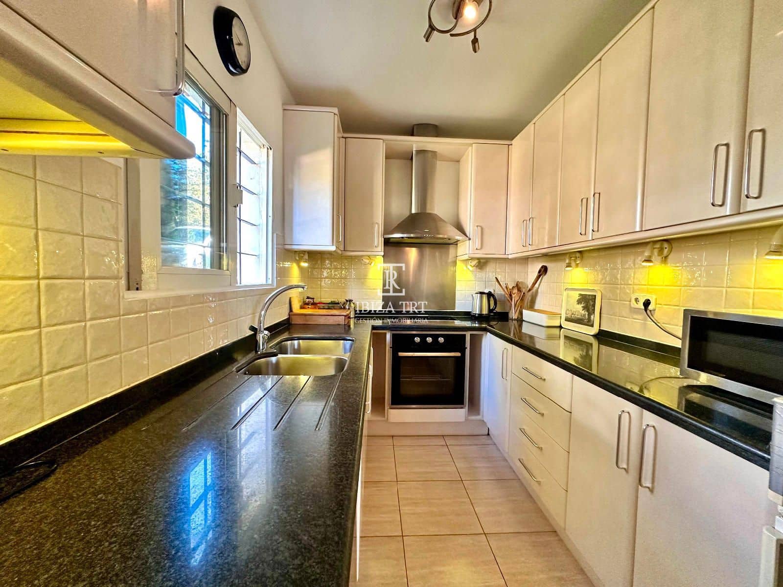 3 sovrum Villa till salu i Sant Antoni de Portmany med pool - 1 500 000 € (Ref: 9372323)