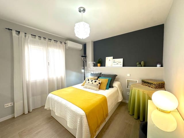3 chambre Penthouse à vendre à Sant Antoni de Portmany - 670 000 € (Ref: 9827398)