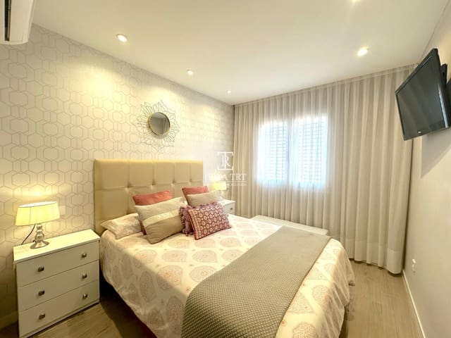 3 chambre Penthouse à vendre à Sant Antoni de Portmany - 670 000 € (Ref: 9827398)