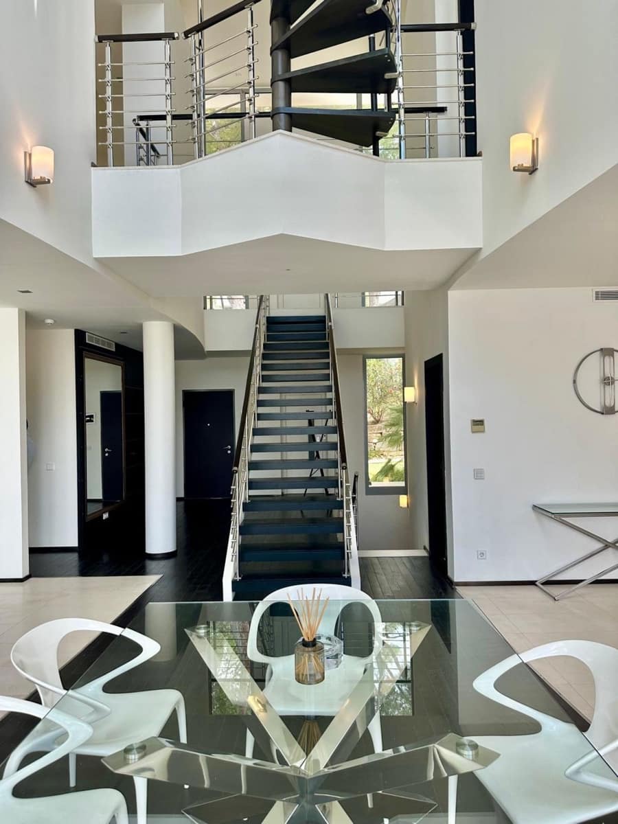 Casa de 5 habitaciones en Golden Mile en alquiler con piscina garaje - 13.000 € (Ref: 10016090)