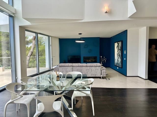 5 bedroom Townhouse for rent in Sierra Blanca, Marbella with pool garage - € 13,000 (Ref: 10016090)