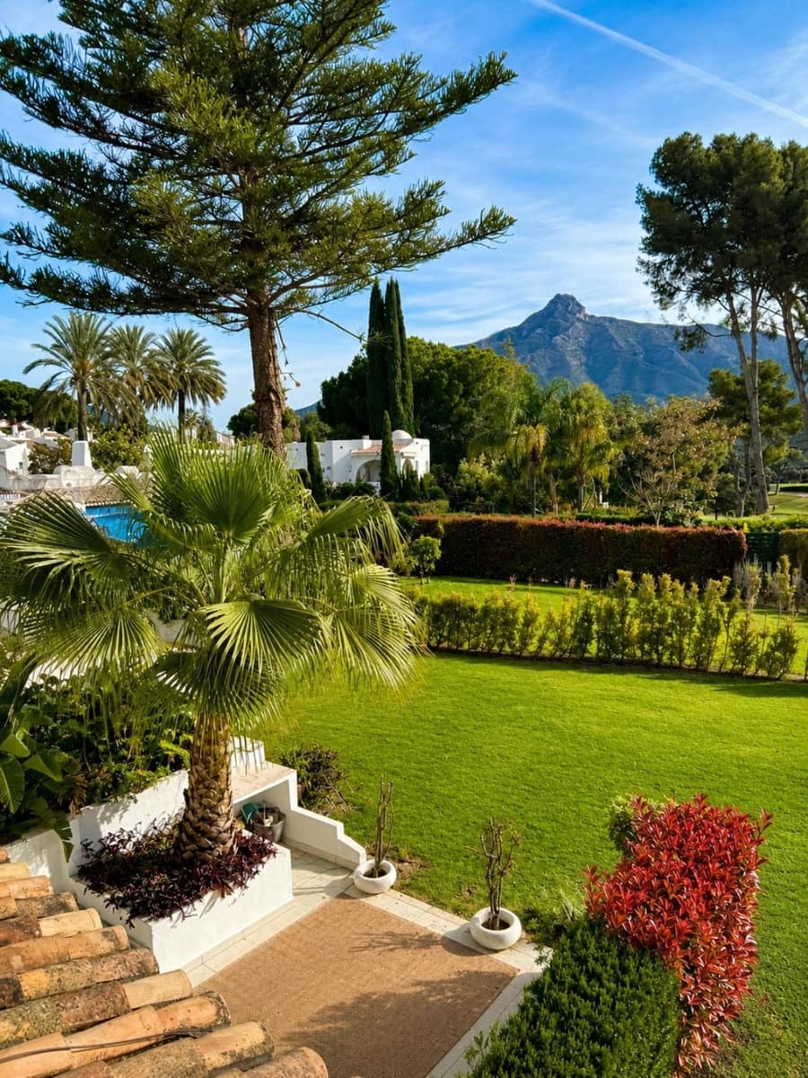 3 chambre Maison de Ville à vendre à Marbella avec piscine garage - 795 000 € (Ref: 10026232)
