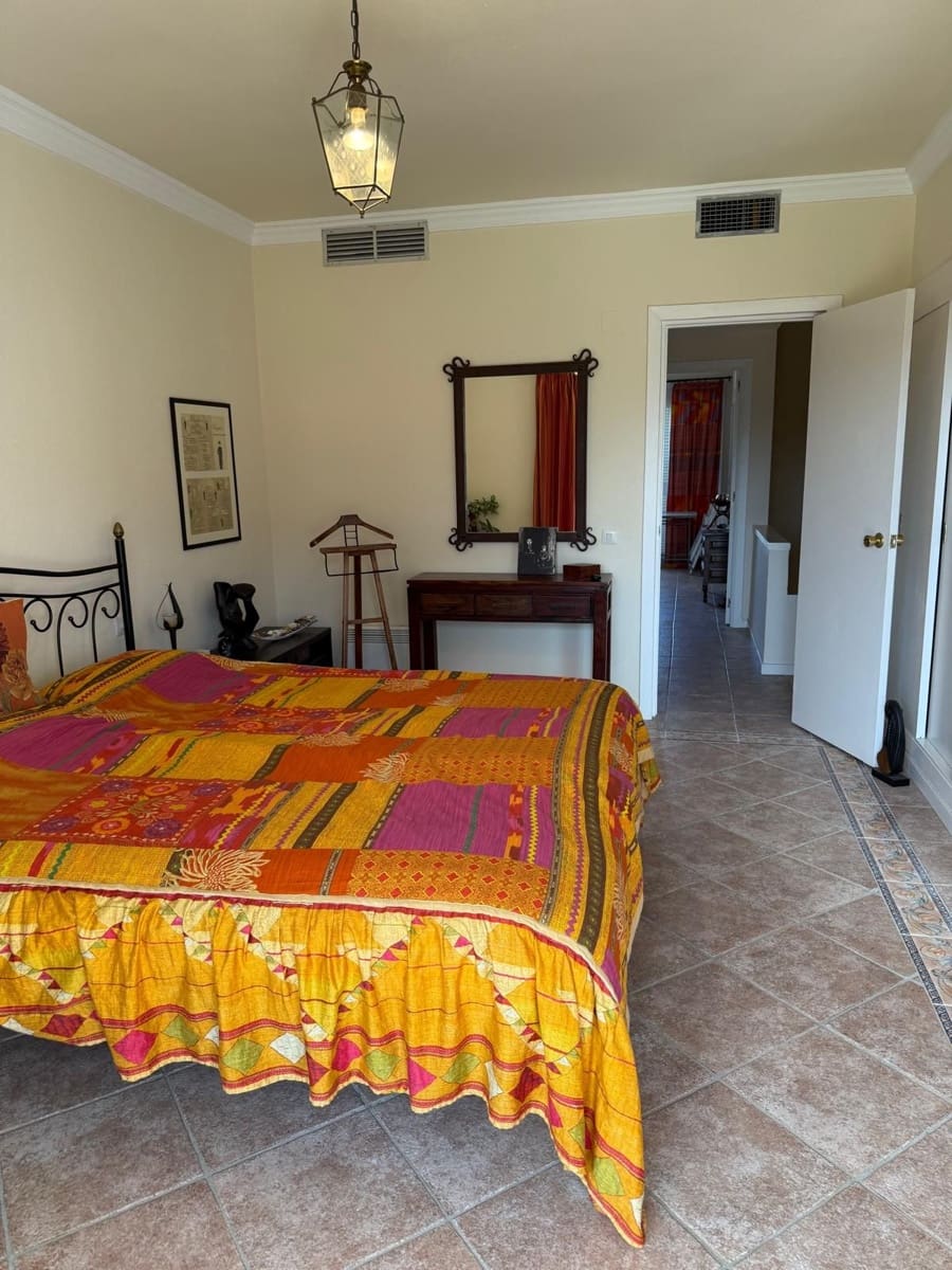 3 bedroom Terraced Villa for sale in Nueva Andalucia with pool garage - € 795,000 (Ref: 10026232)