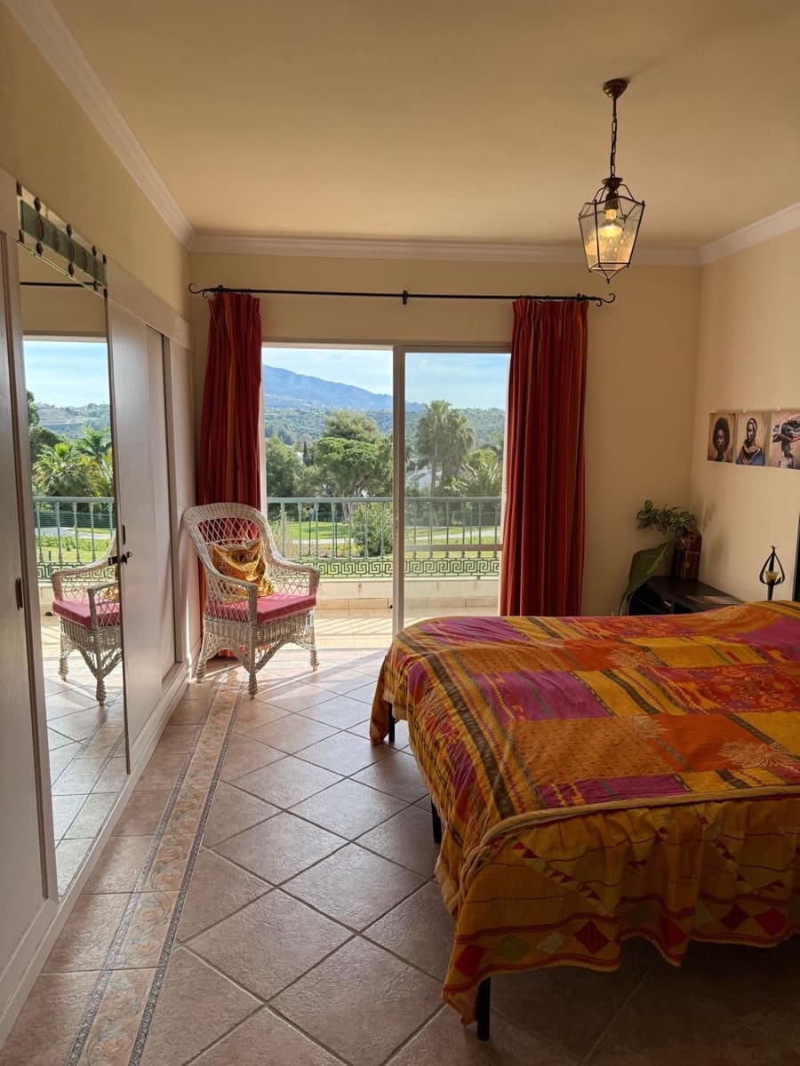 3 bedroom Terraced Villa for sale in Nueva Andalucia with pool garage - € 795,000 (Ref: 10026232)
