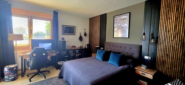 3 chambre Villa/Maison Semi-Mitoyenne à vendre à Benahavís avec piscine garage - 925 000 € (Ref: 10051950)