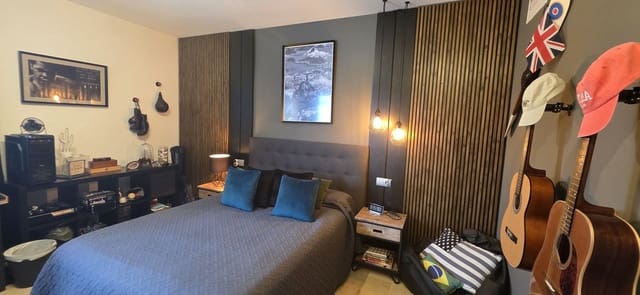 3 chambre Villa/Maison Semi-Mitoyenne à vendre à Benahavís avec piscine garage - 925 000 € (Ref: 10051950)
