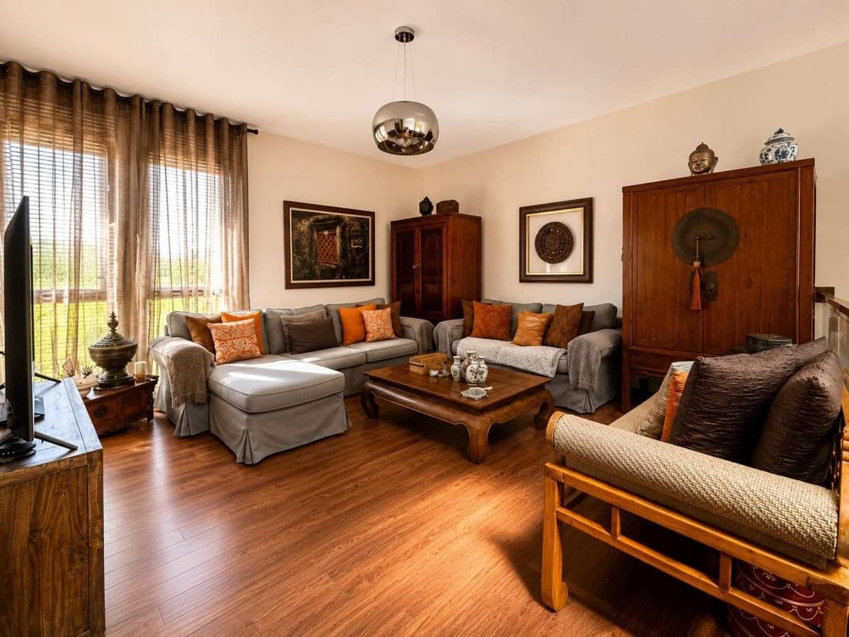 3 bedroom Townhouse for sale in Benahavis with pool garage - € 925,000 (Ref: 10051950)