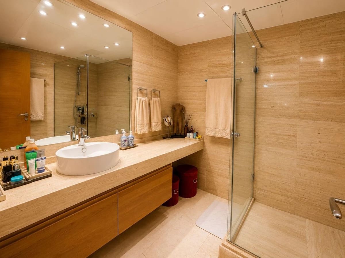 3 bedroom Townhouse for sale in Benahavis with pool garage - € 925,000 (Ref: 10051950)
